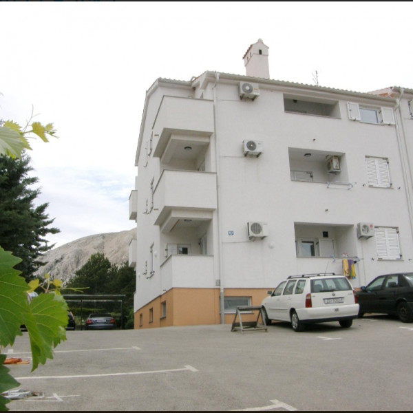 Stay in Ba&scaron;ka, Stay in Ba&scaron;ka, accommodation near the beach with a sea view, Krk, Croatia. Ba&scaron;ka